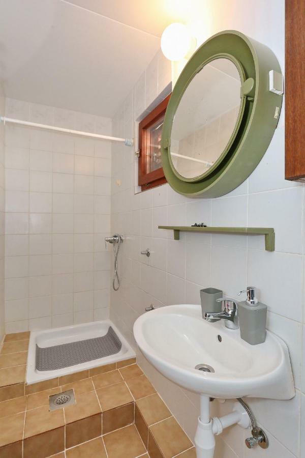 Apartments Golub Nin Extérieur photo