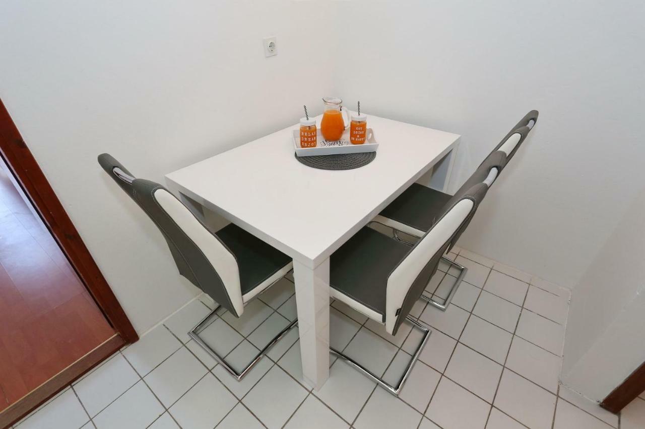 Apartments Golub Nin Extérieur photo