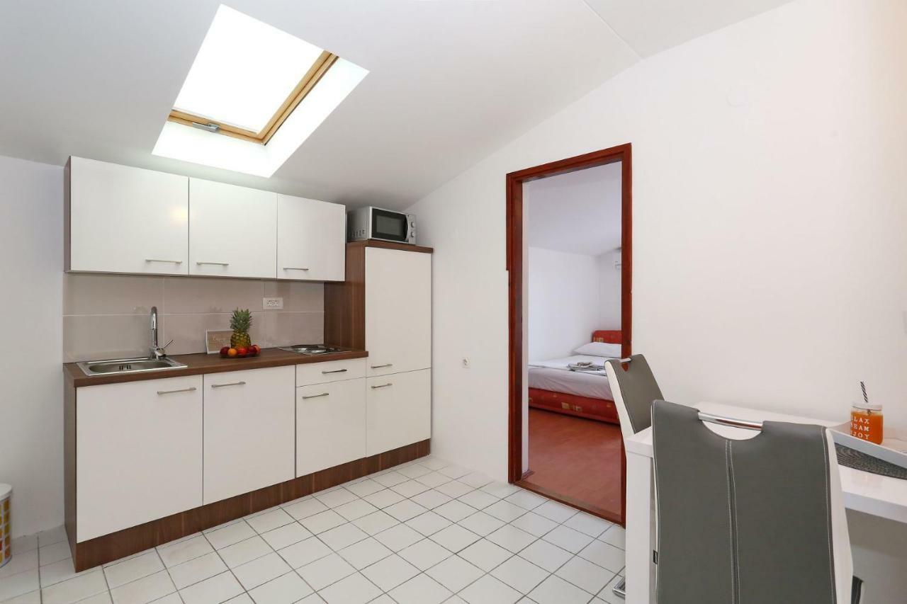 Apartments Golub Nin Extérieur photo