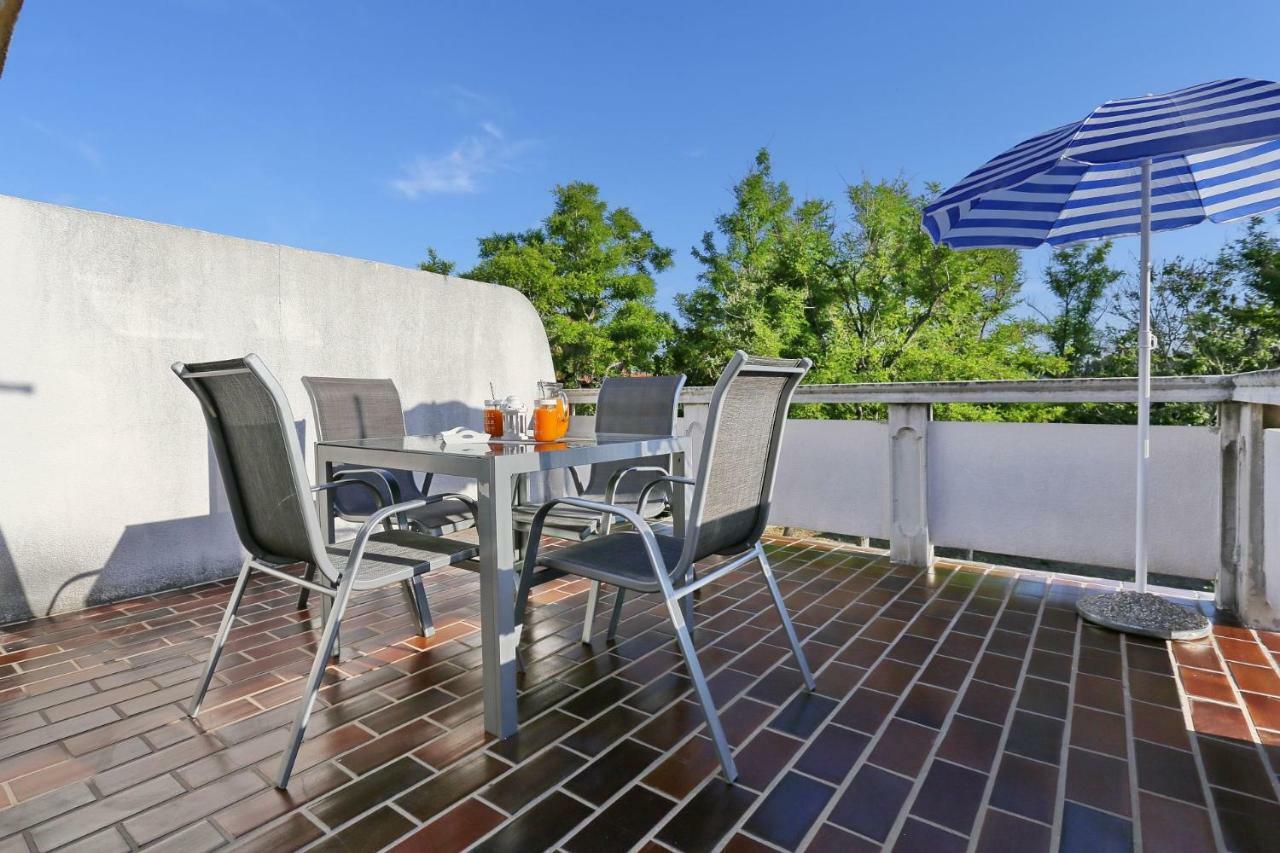 Apartments Golub Nin Extérieur photo