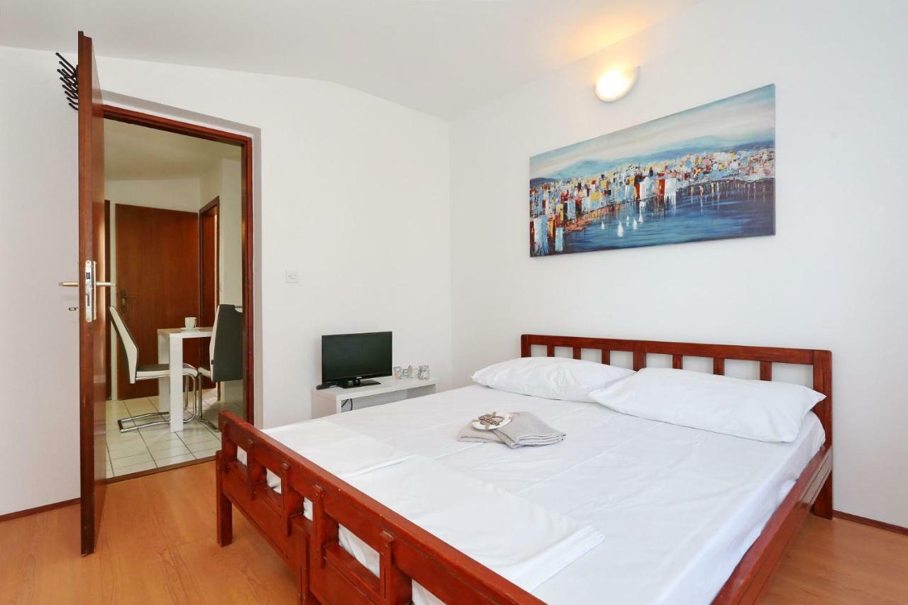 Apartments Golub Nin Extérieur photo
