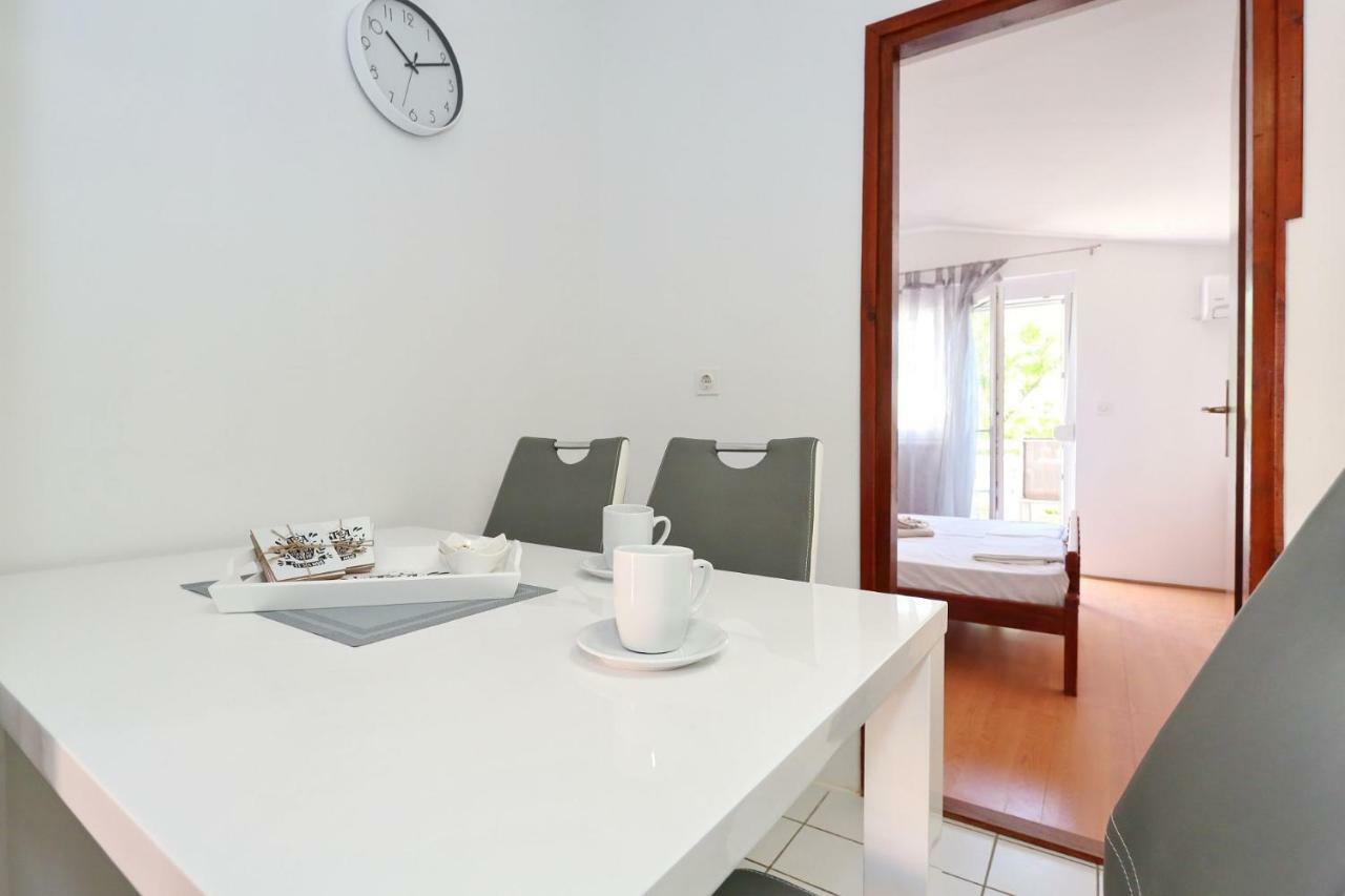 Apartments Golub Nin Extérieur photo